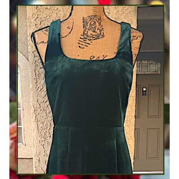 Lulus Elegant Sweetie Emerald Green Velvet Square Neck Maxi Dress Size: L - Picture 5 of 11
